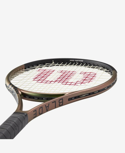 Wilson Blade 104 V8 Tennis Racket - Racquet Point