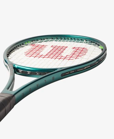 Wilson Blade PRO 98 (16x19) V9 Tennis Racket - Racquet Point